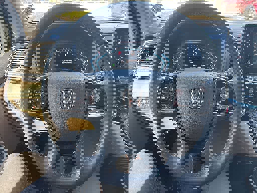 Used 2023 Honda Odyssey Touring image 12