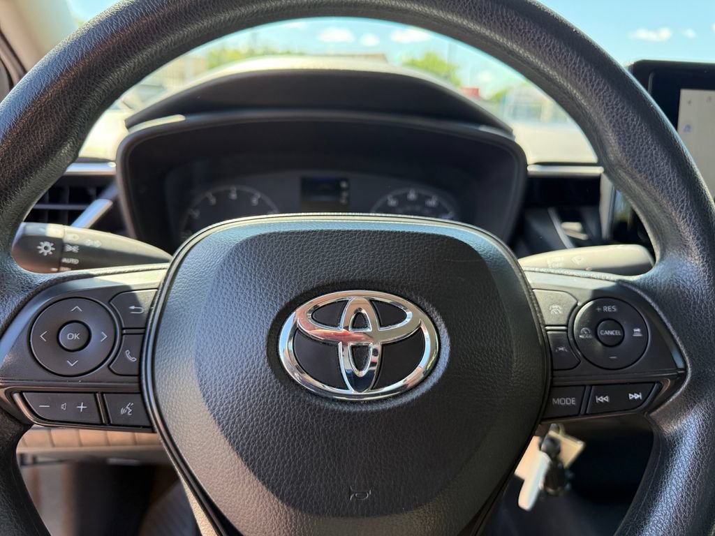 Certified 2024 Toyota Corolla LE FWD image 32