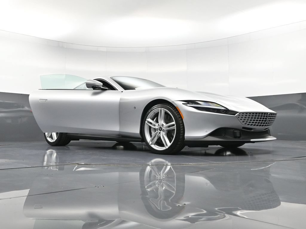 Used 2024 Ferrari Roma RWD image 36