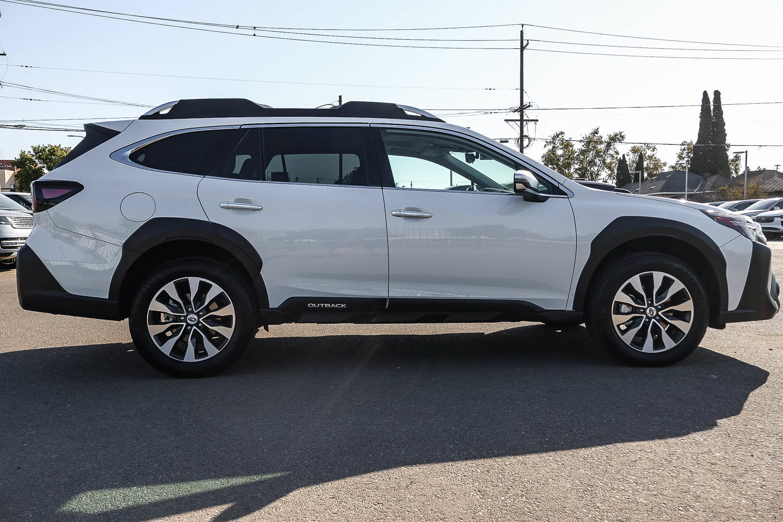 Used 2025 Subaru Outback Touring XT AWD/4WD image 4
