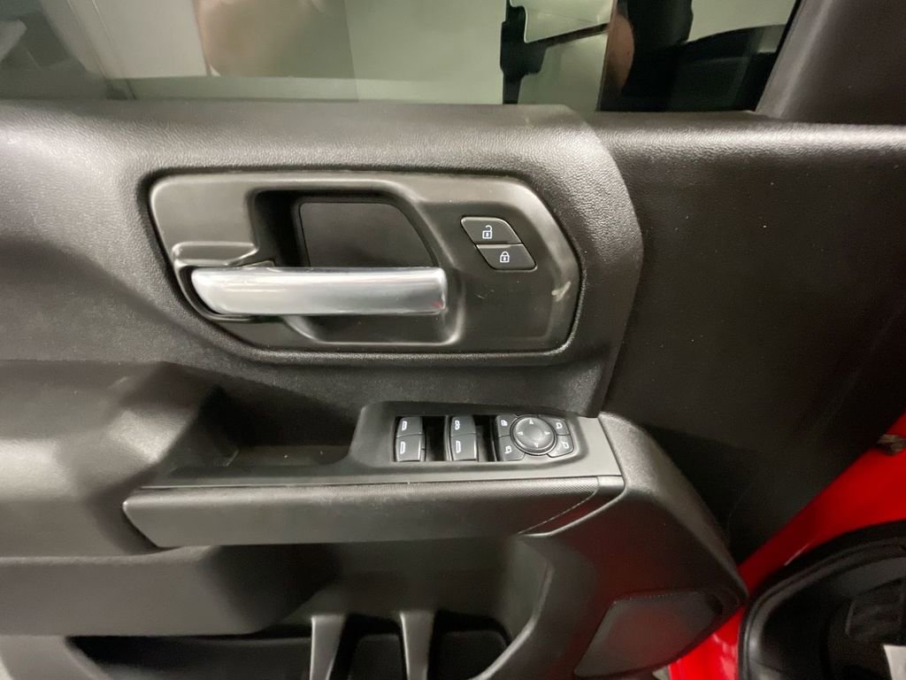 Certified 2025 Chevrolet Silverado 2500 Custom w/ Custom Value Package image 22