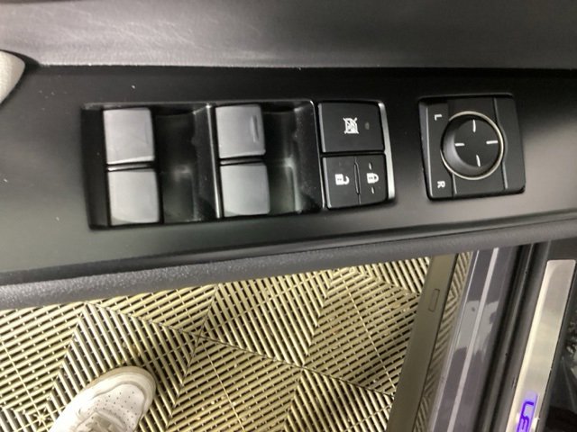 Used 2024 Lexus UX 250h AWD image 17