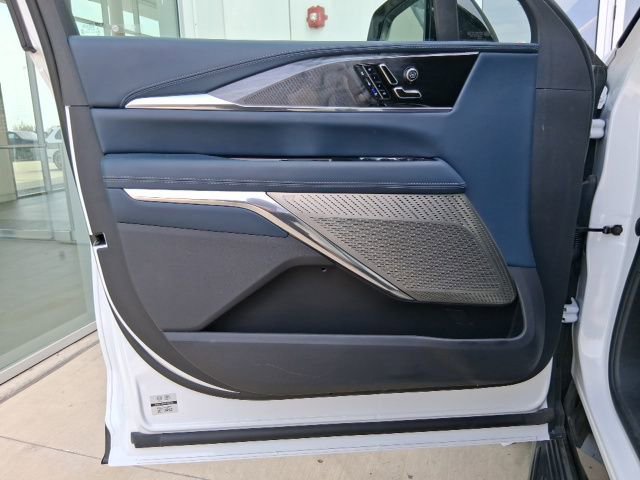 New 2025 Cadillac Escalade IQ Sport 2 image 18