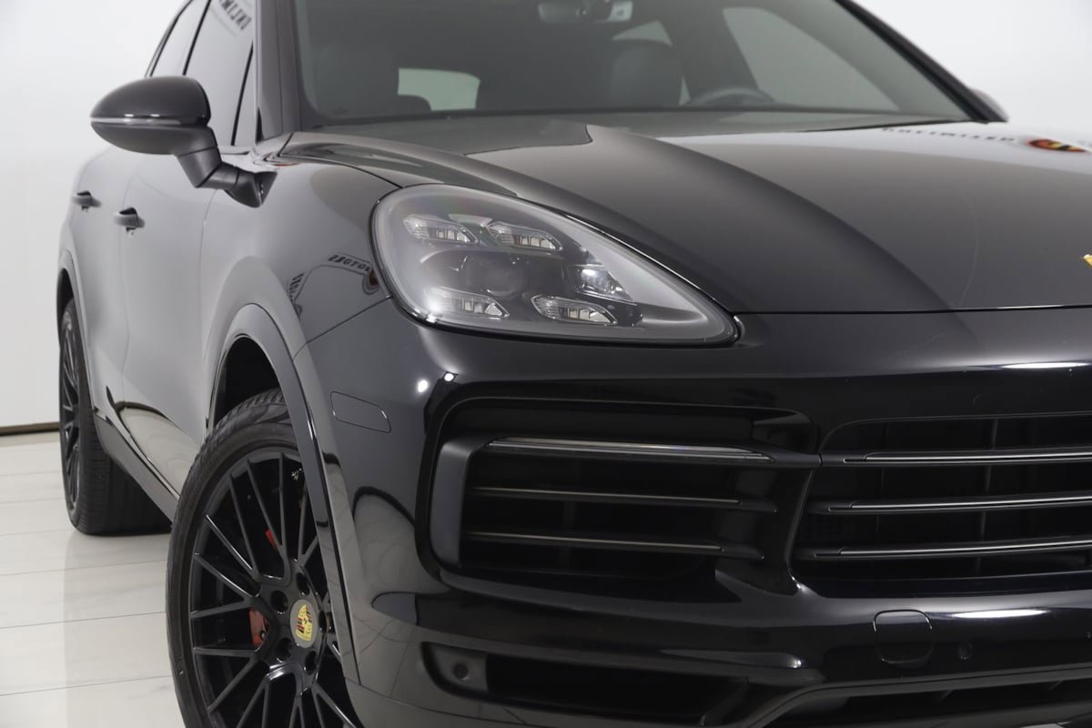 Used 2022 Porsche Cayenne AWD/4WD image 20
