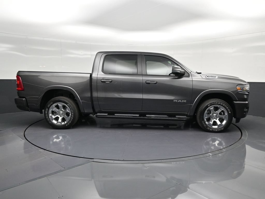 Used 2025 RAM 1500 Big Horn AWD/4WD image 4