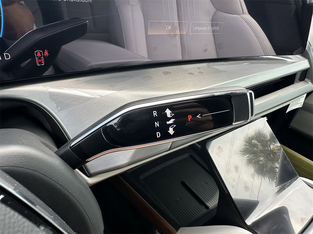 New 2026 Cadillac Vistiq Sport image 16
