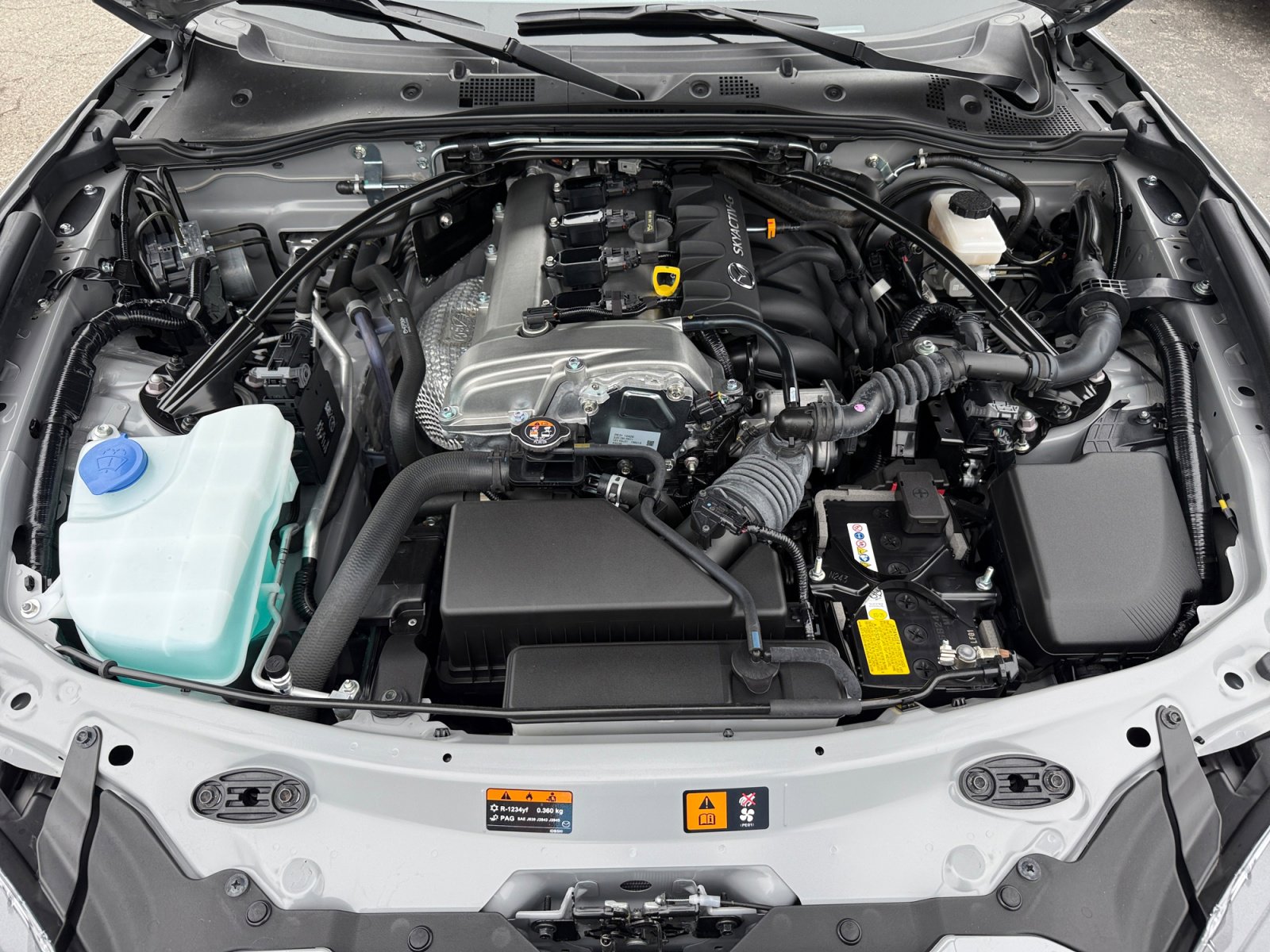 Certified 2025 MAZDA MX-5 Miata Club RWD image 20