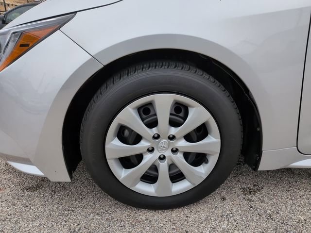 Certified 2023 Toyota Corolla LE image 9