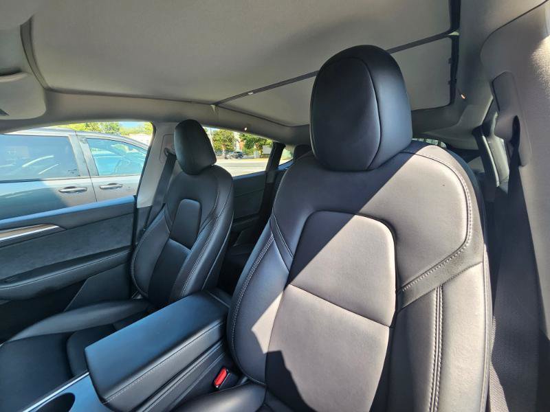 Used 2023 Tesla Model Y Long Range AWD/4WD image 40