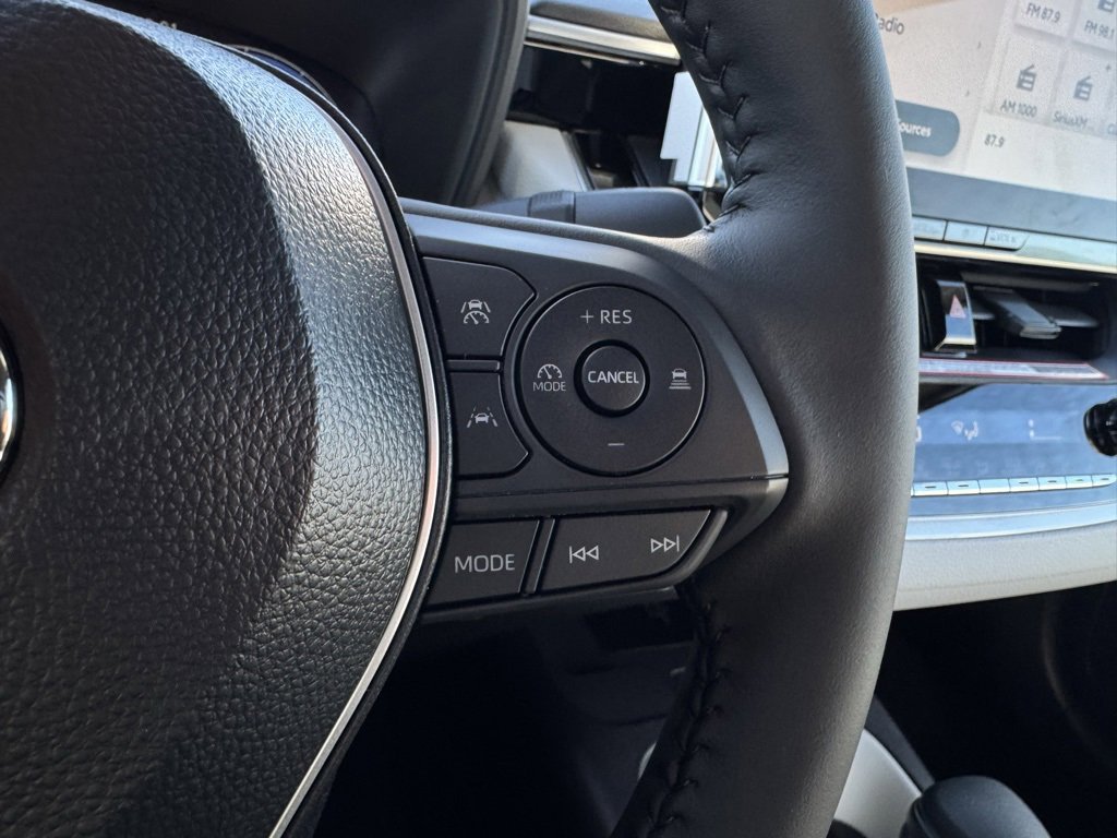 Used 2026 Toyota Corolla SE image 22