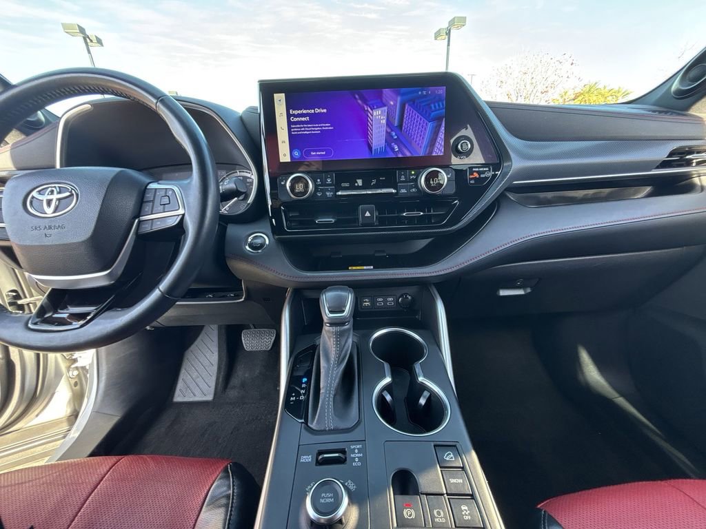 Used 2023 Toyota Highlander XSE image 21