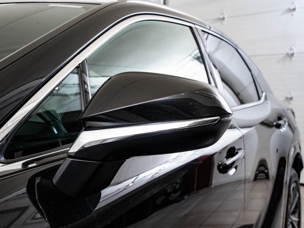 Certified 2023 Lexus RX 350h w/ Cold Area Package image 17