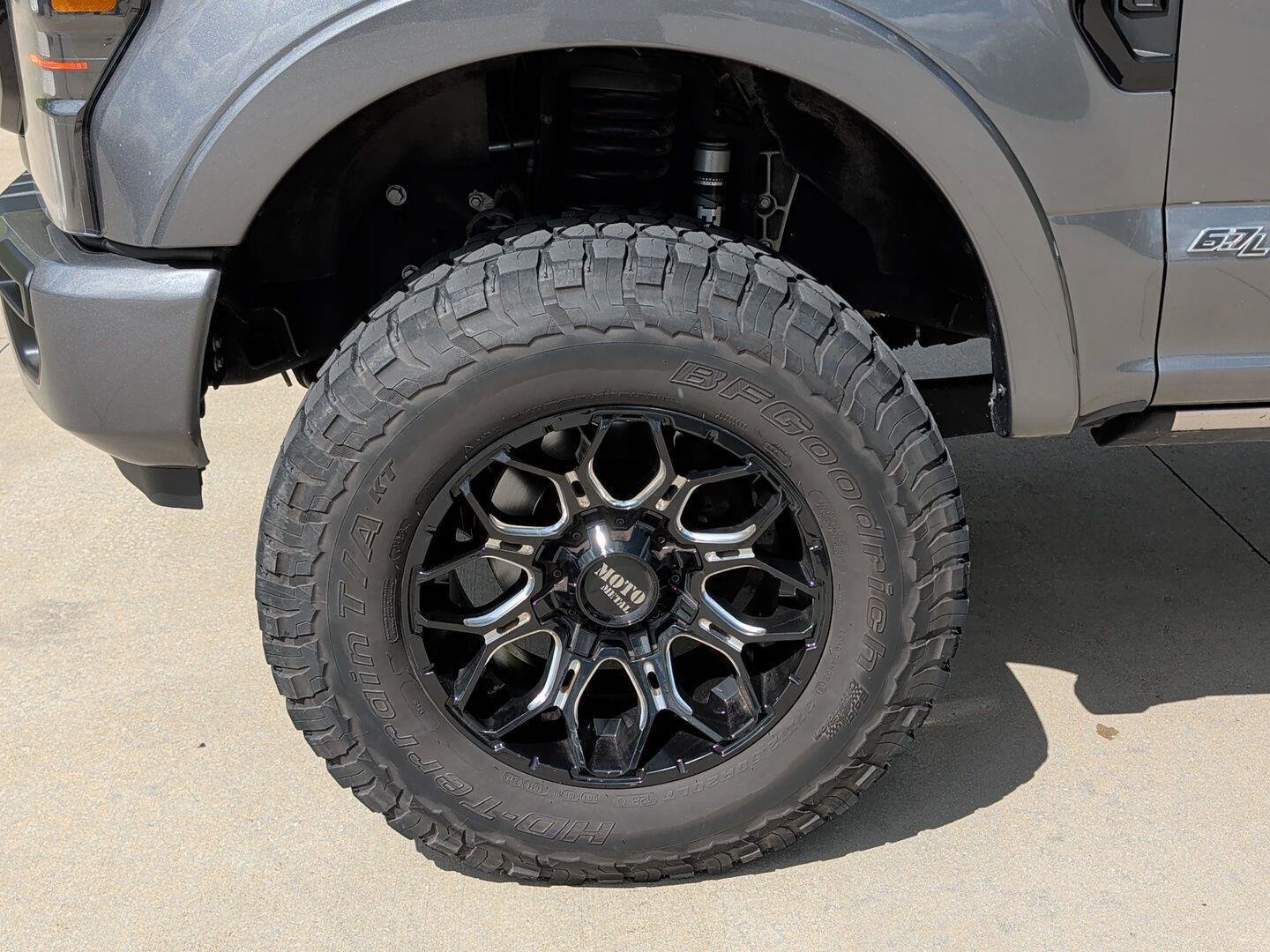 Used 2022 Ford F250 Lariat w/ Tremor Off-Road Package AWD/4WD image 29