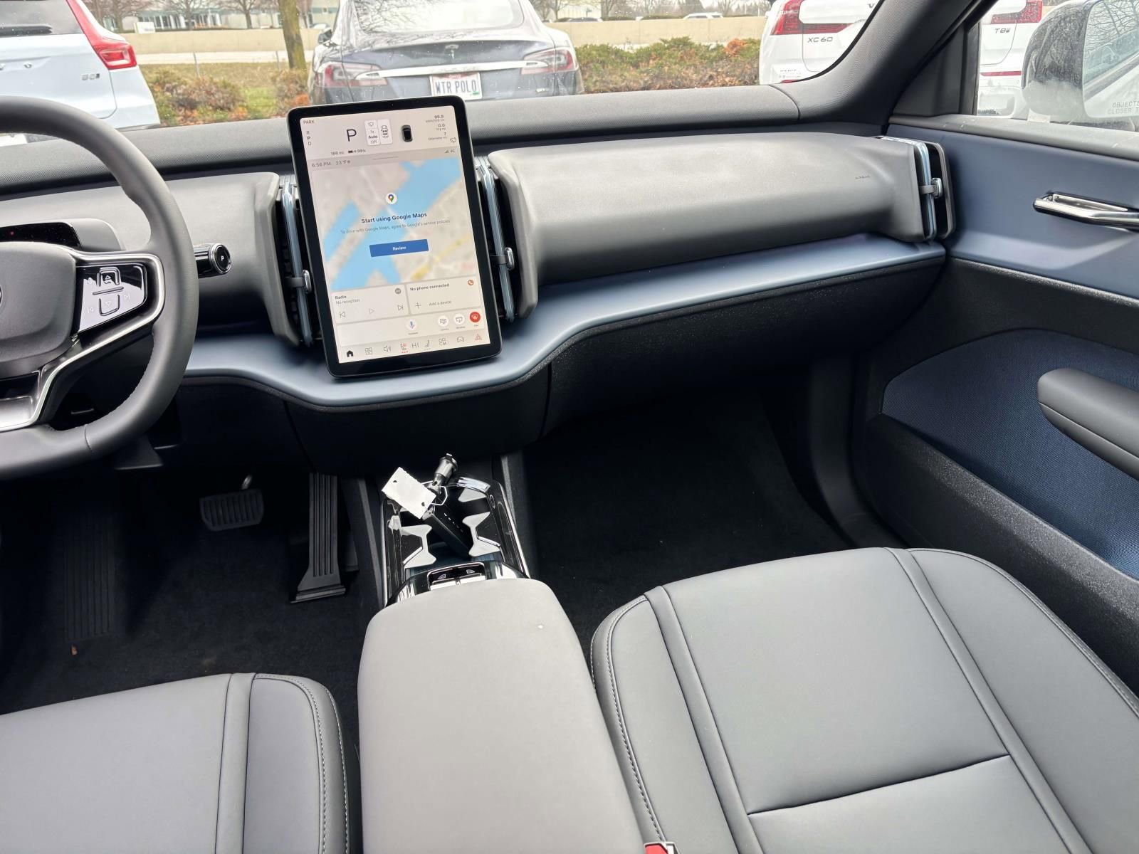 New 2026 Volvo EX30 Cross Country Ultra w/ Protection Package Premier image 29