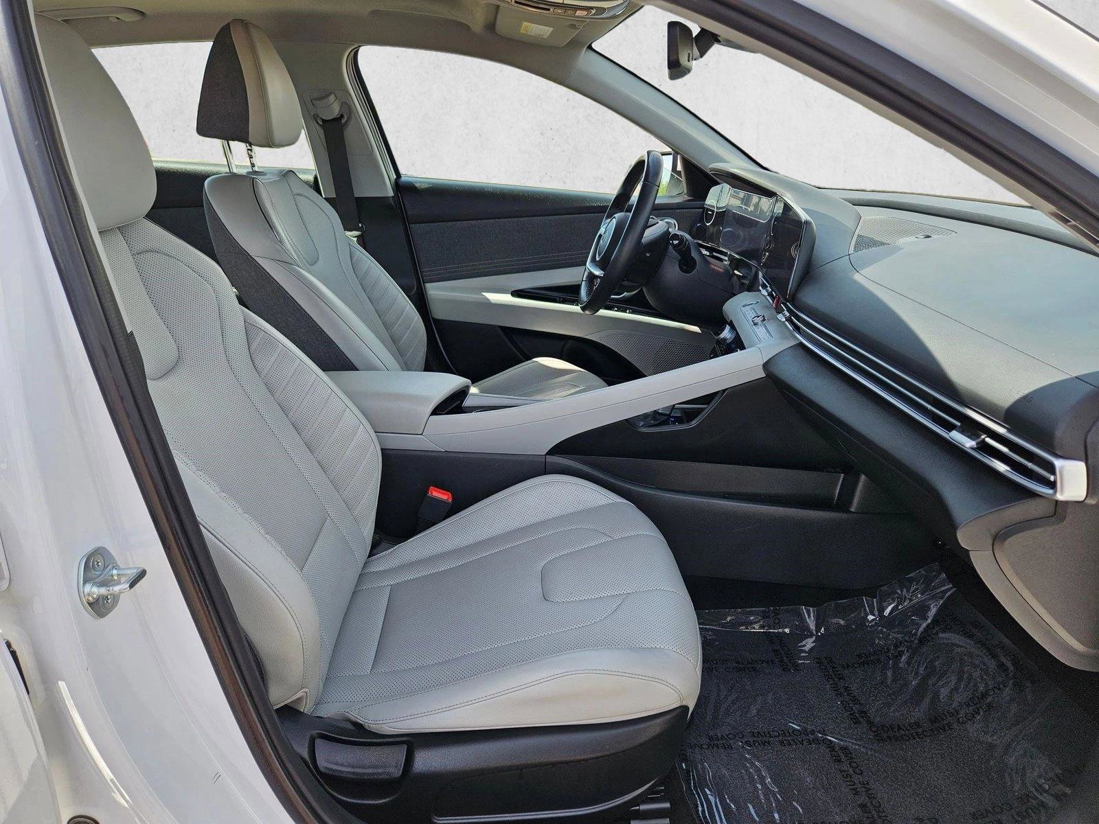 Used 2024 Hyundai Elantra Limited FWD image 26