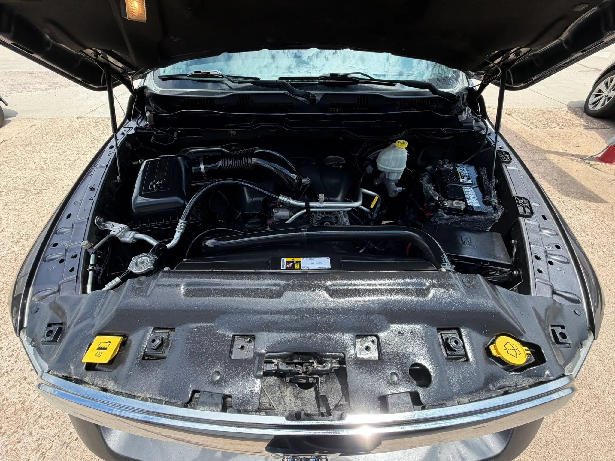 Used 2014 RAM 1500 Laramie w/ Convenience Group AWD/4WD image 25