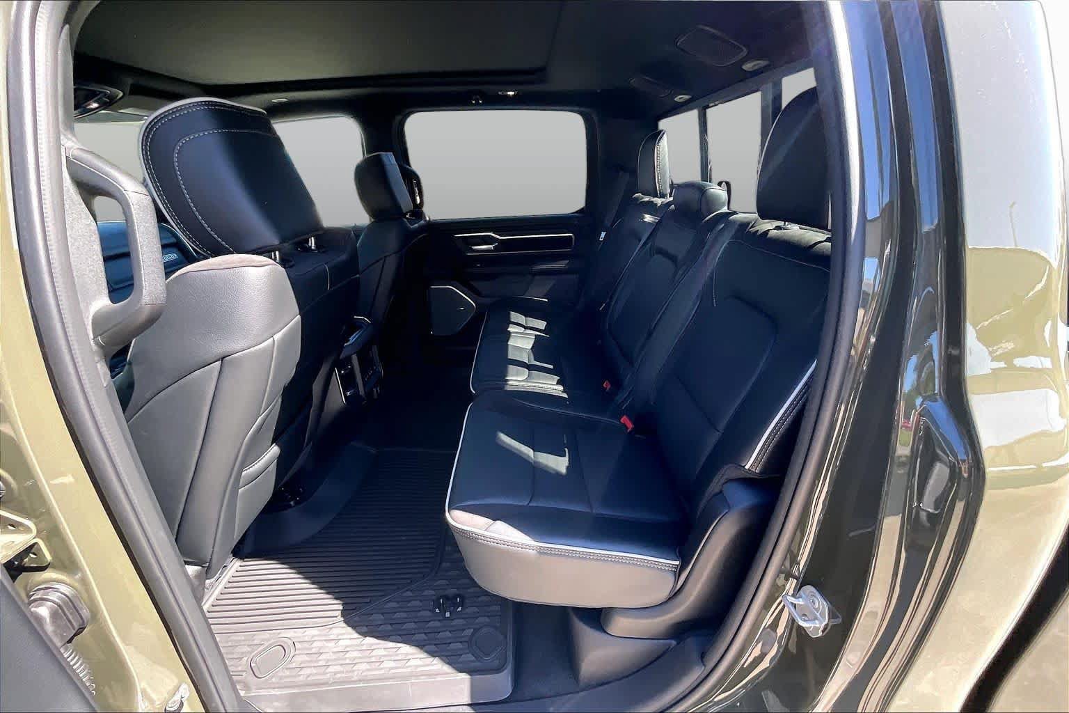New 2027 RAM 1500 Laramie AWD/4WD image 21