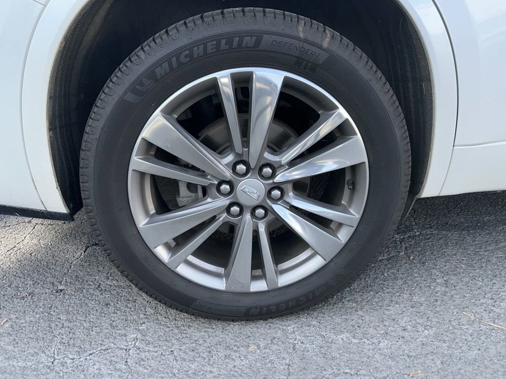 Used 2020 Cadillac XT6 Premium Luxury FWD image 16