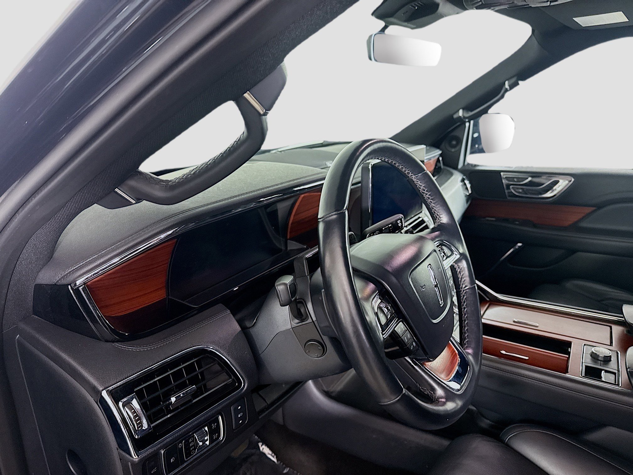 Used 2024 Lincoln Navigator Reserve image 23