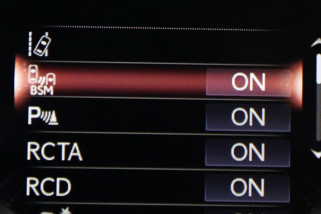 Used 2024 Lexus LX 600 4WD w/ Appearance Package image 27