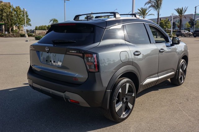 New 2025 Nissan Kicks SR image 4