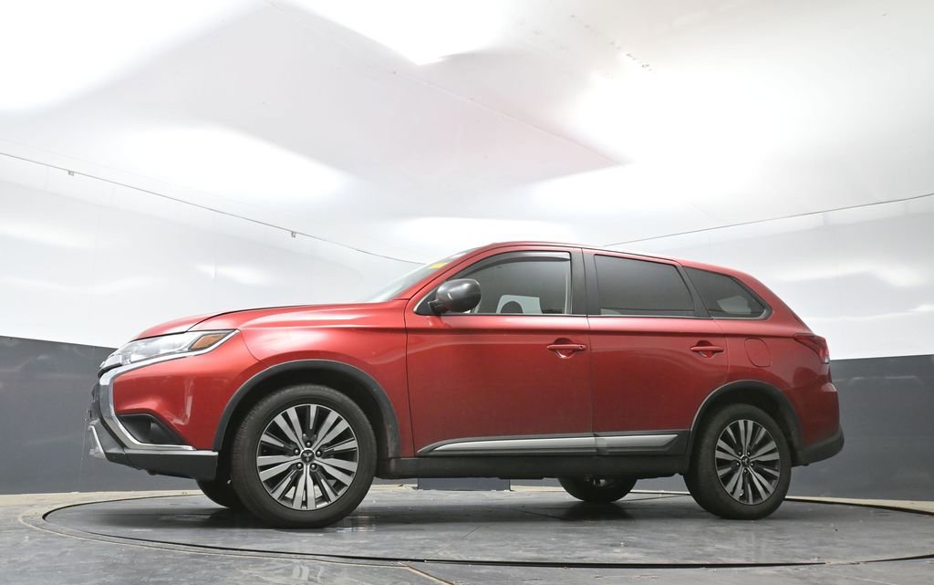 Used 2019 Mitsubishi Outlander ES FWD image 26