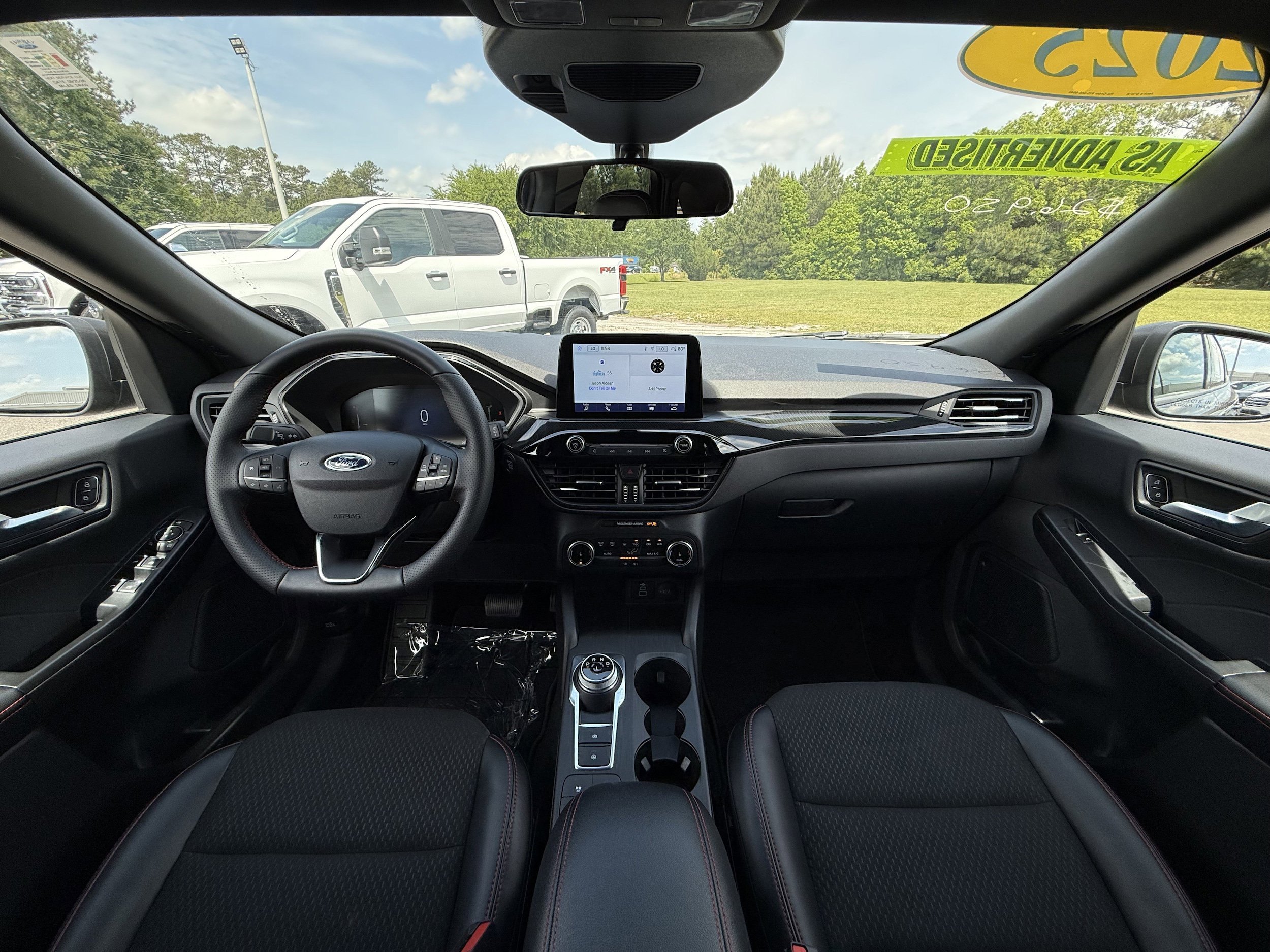 Used 2025 Ford Escape ST-Line AWD/4WD image 11