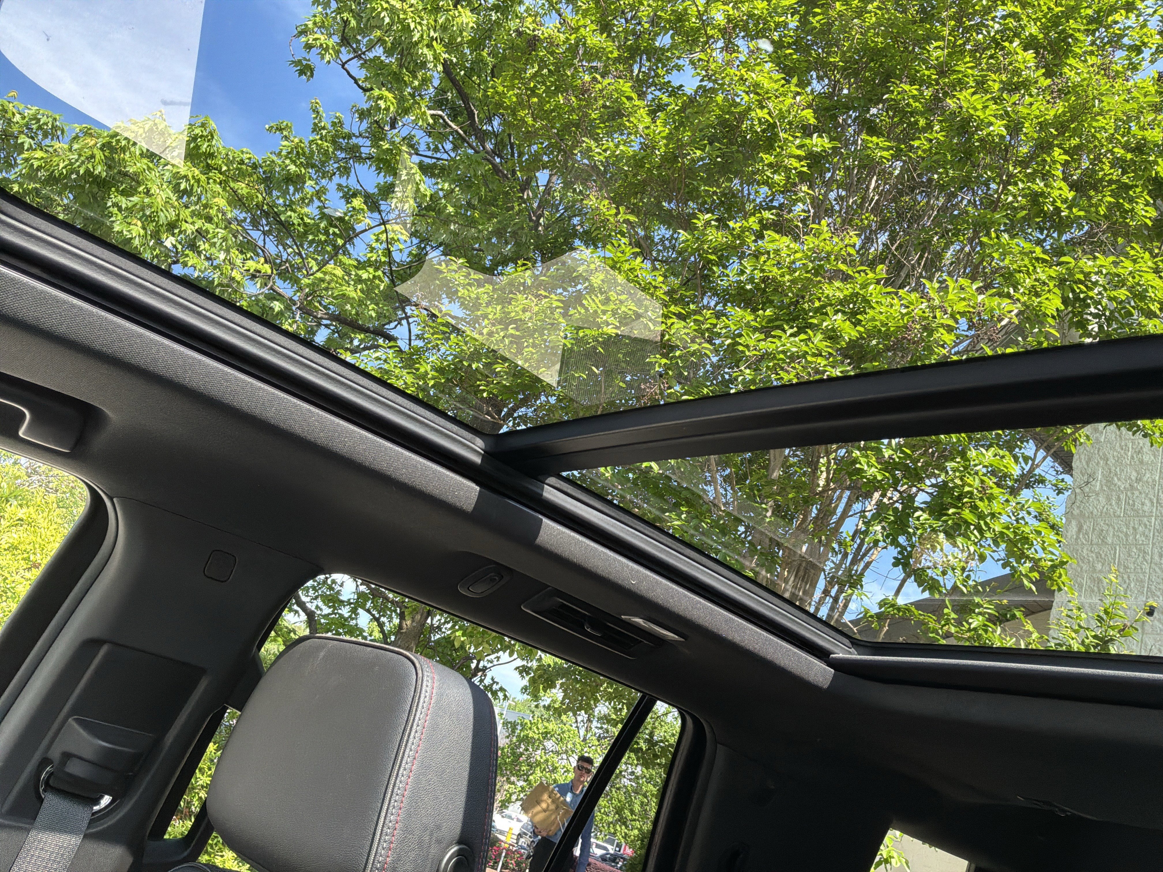 Used 2023 Chevrolet Tahoe RST w/ Luxury Package image 28