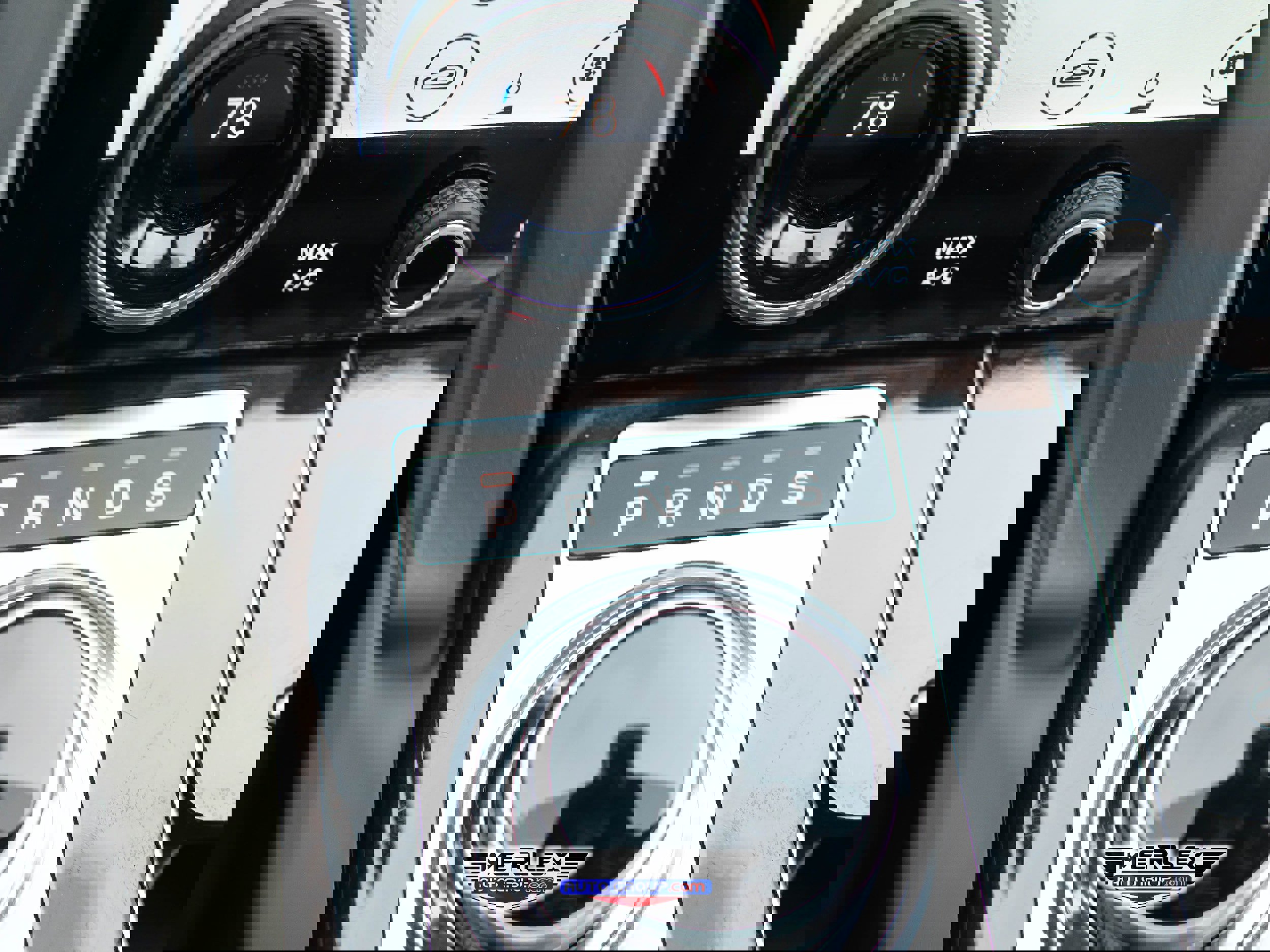 Used 2018 Land Rover Range Rover Supercharged image 36