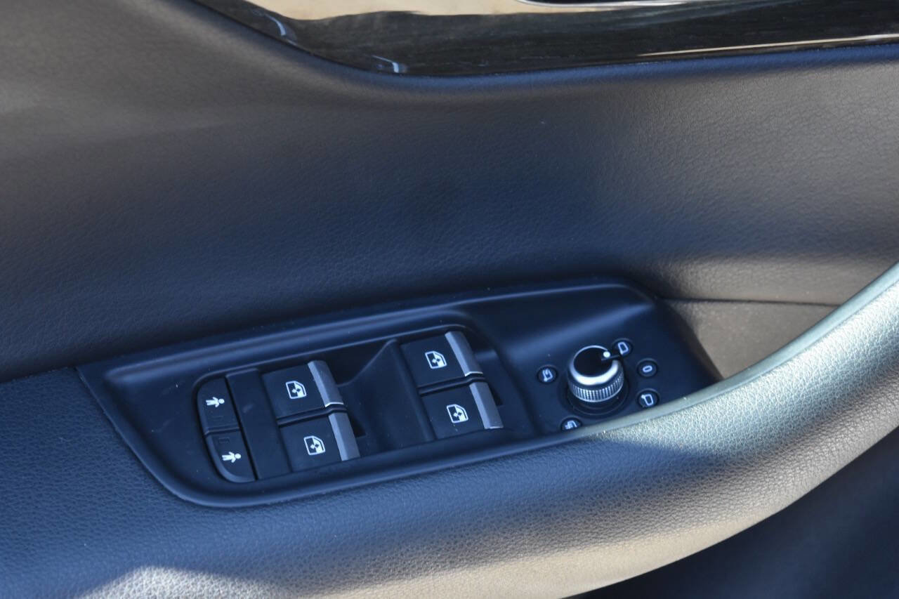 Used 2017 Audi Q7 2.0T Premium image 29