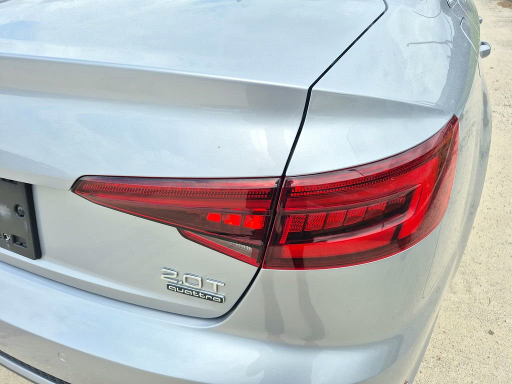 Used 2018 Audi A4 2.0T Premium Plus AWD/4WD image 28