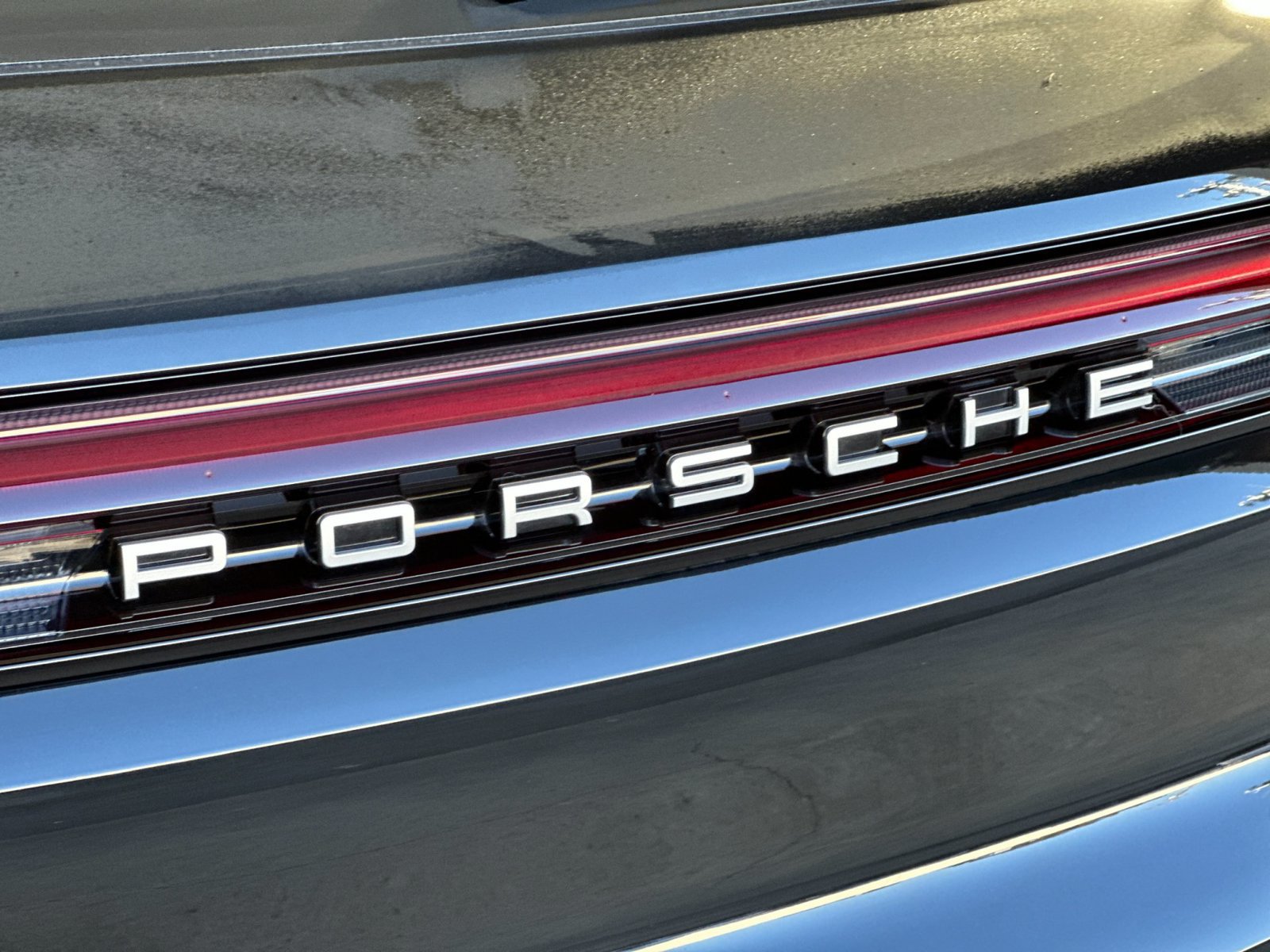 Certified 2025 Porsche Cayenne AWD/4WD image 35