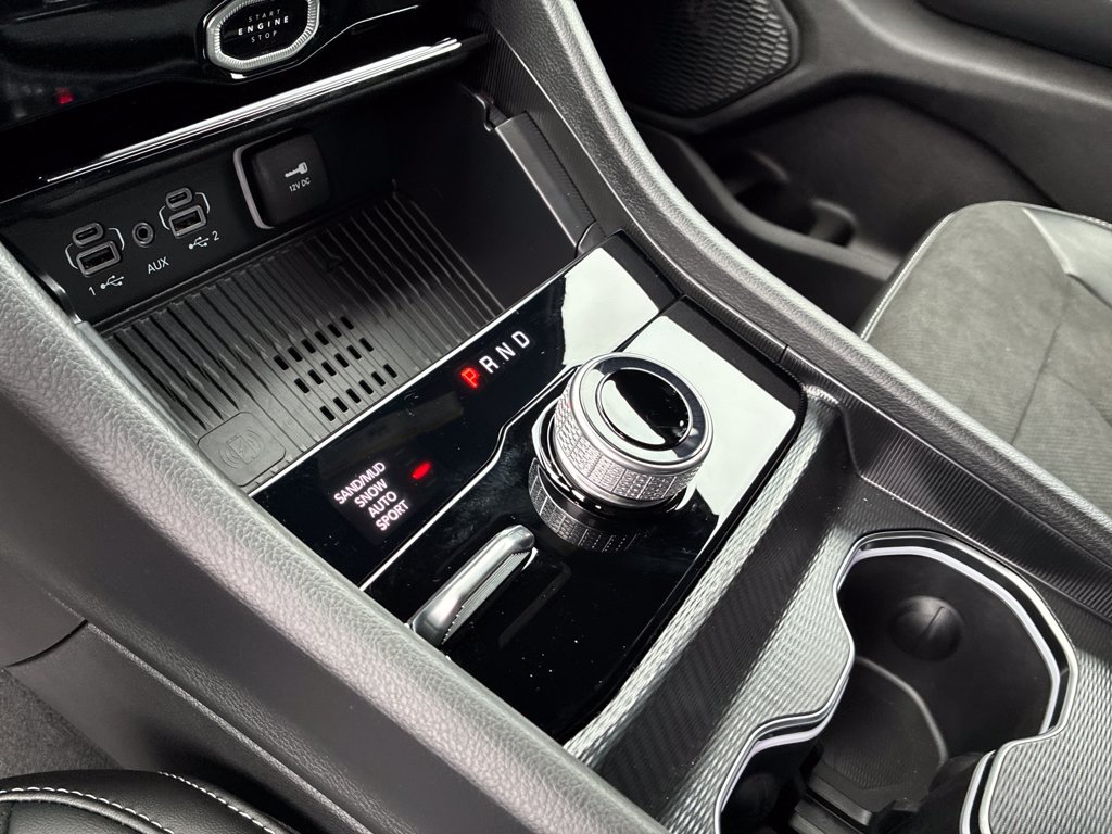 New 2026 Jeep Grand Cherokee Altitude AWD/4WD image 23