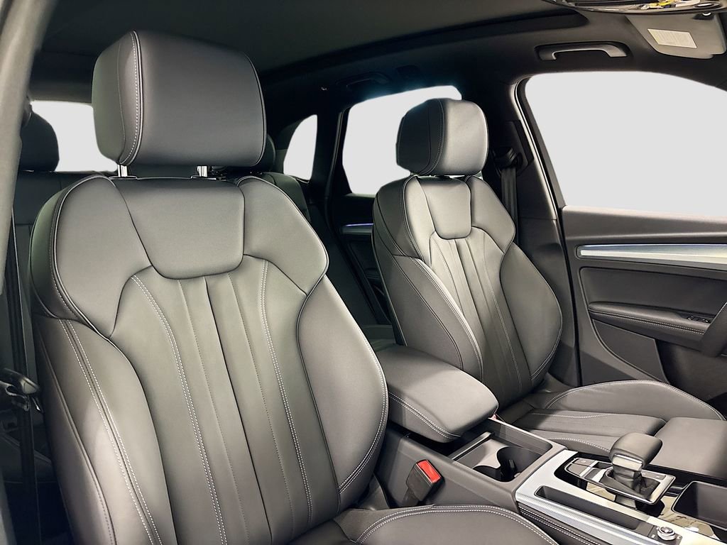 Certified 2025 Audi Q5 2.0T Premium Plus w/ Premium Plus Package image 15