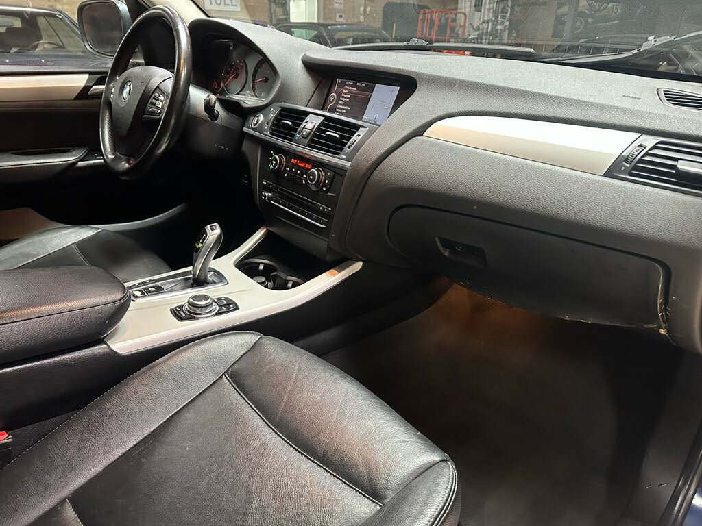 Used 2011 BMW X3 xDrive28i AWD/4WD image 11