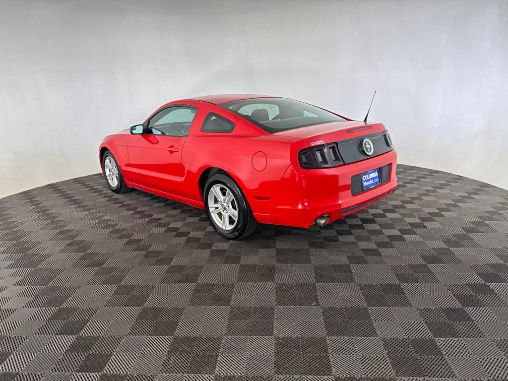 Used 2013 Ford Mustang Coupe RWD image 7