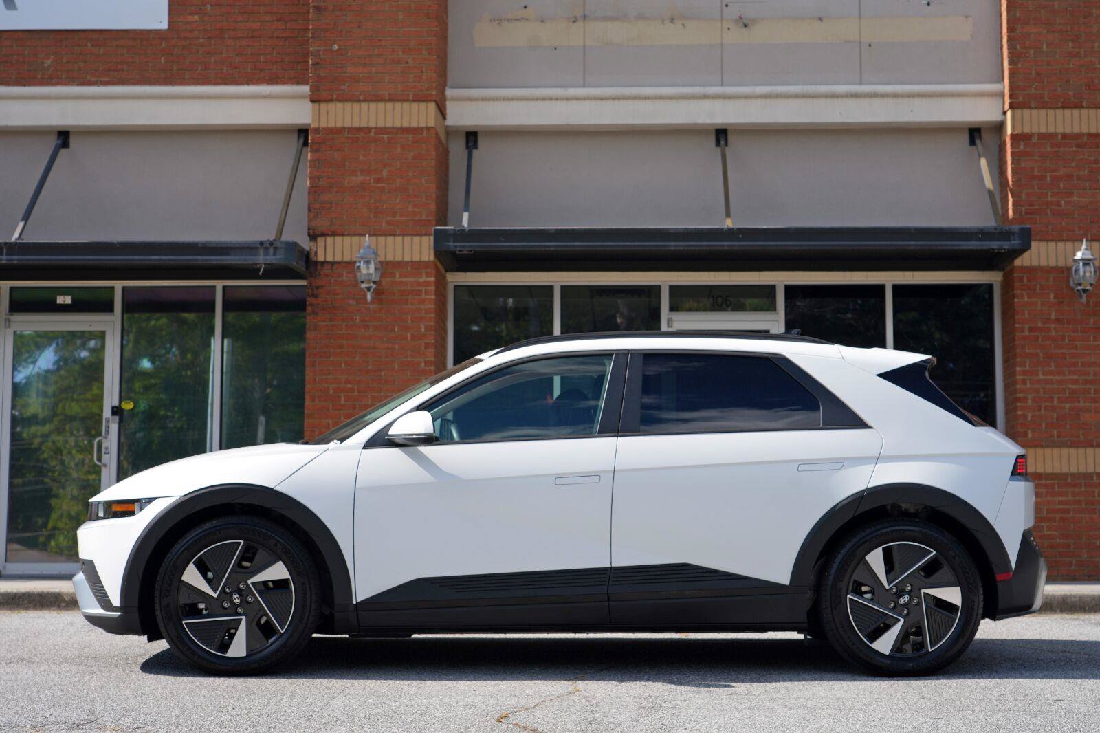 Used 2025 Hyundai Ioniq 5 SEL RWD image 9
