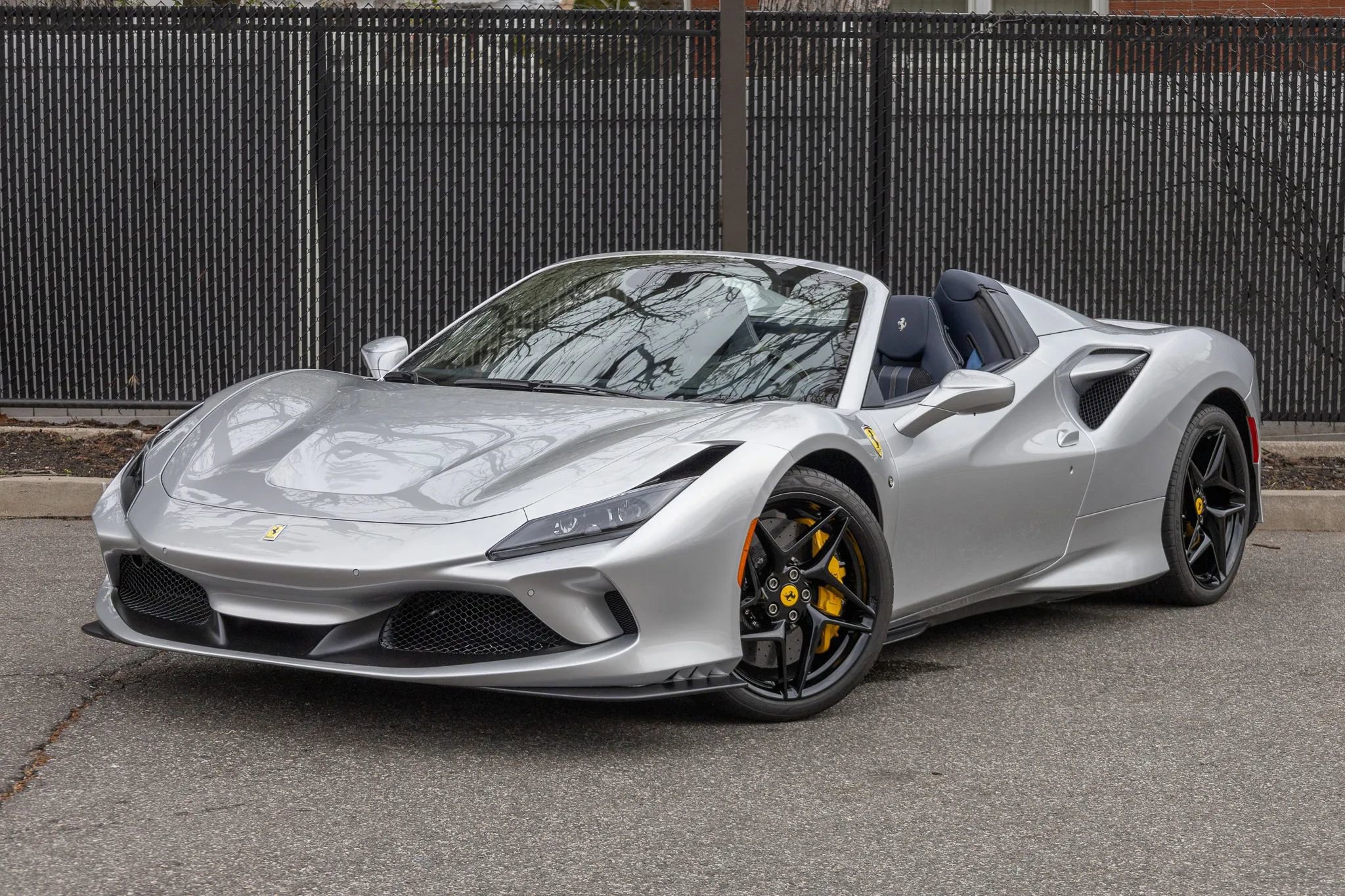 Used 2022 Ferrari F8 Tributo RWD image 9