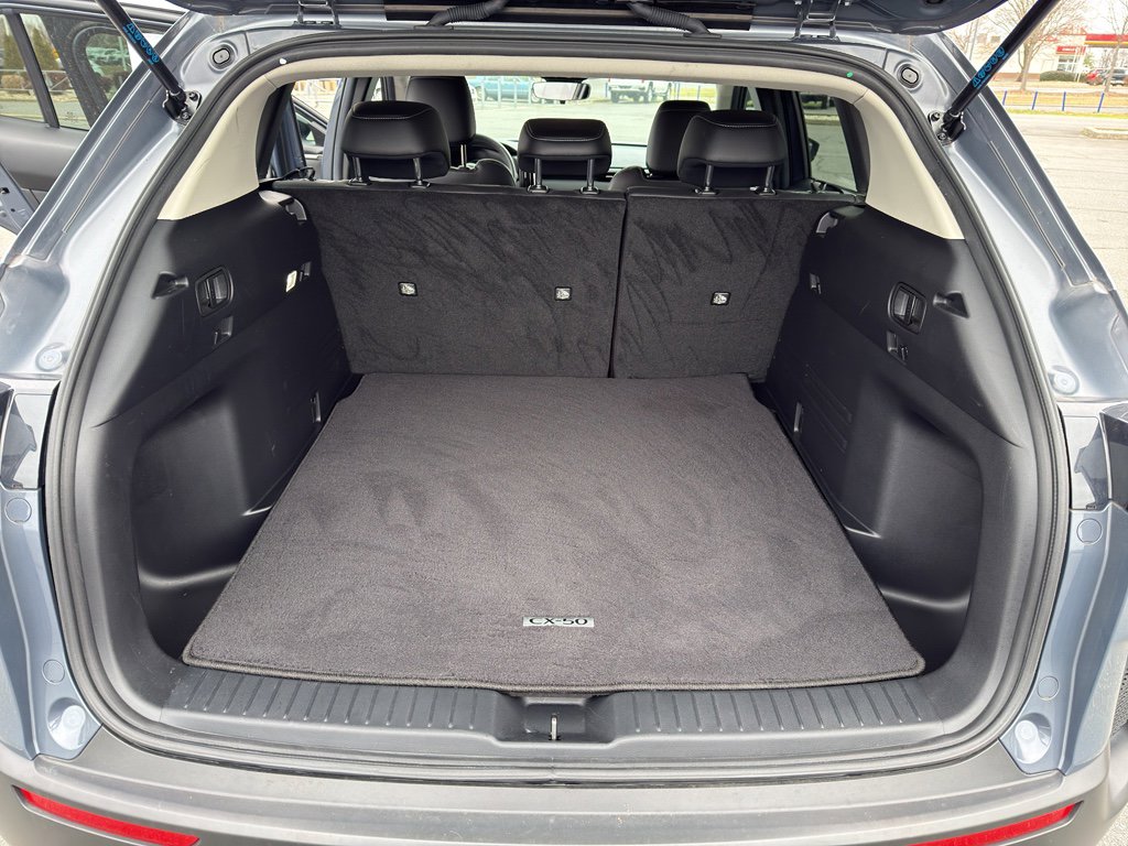 Used 2024 MAZDA CX-50 AWD 2.5 S w/ Cargo Package image 24