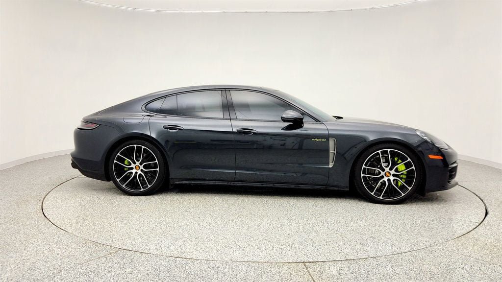 Used 2023 Porsche Panamera 4 Platinum Edition AWD/4WD image 4