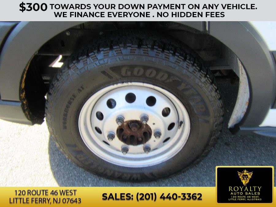 Used 2022 Ford Transit 350 148 High Roof AWD image 11
