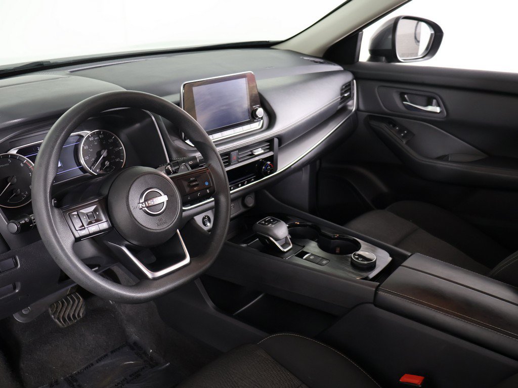 Used 2024 Nissan Rogue SV AWD/4WD image 25