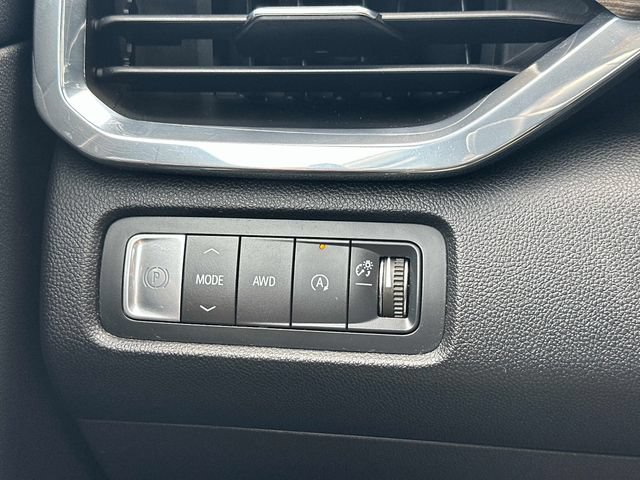 Used 2024 GMC Acadia Denali w/ LPO, Floor Liner Package AWD/4WD image 27