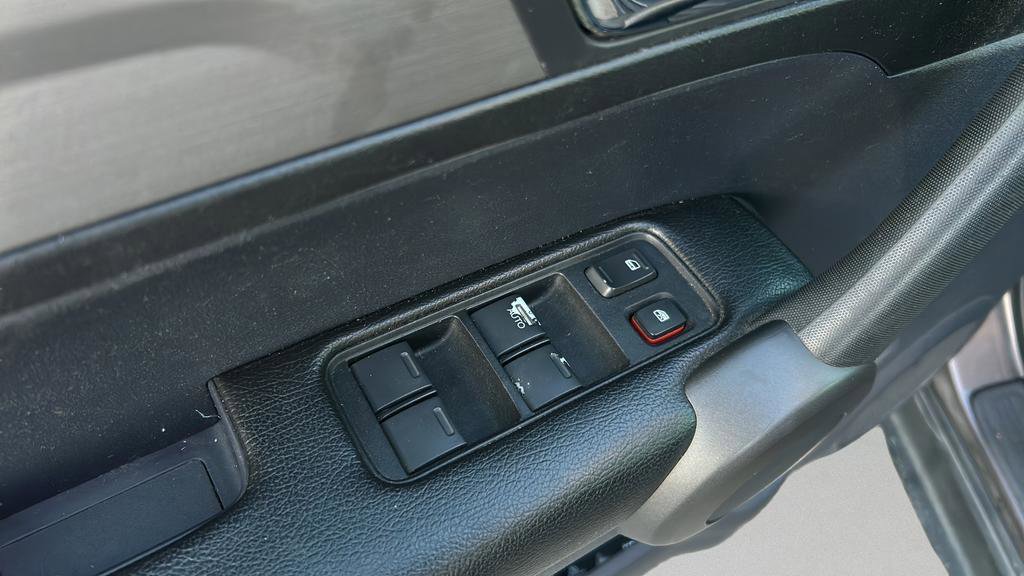 Used 2011 Honda CR-V LX image 12