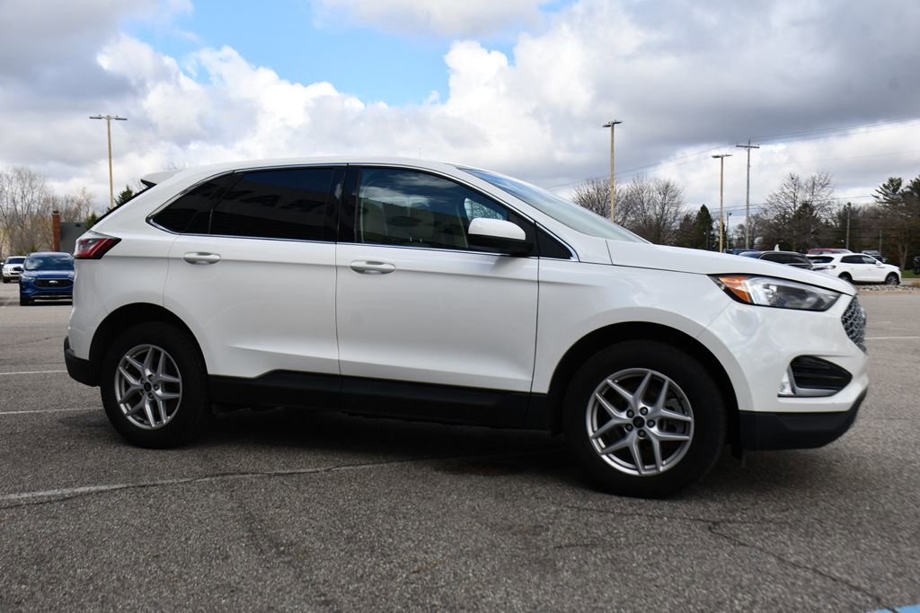 Used 2024 Ford Edge SEL w/ Convenience Package AWD/4WD image 8