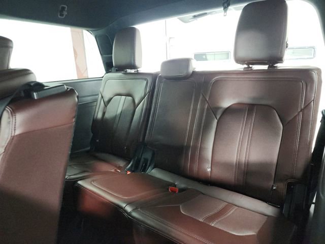Used 2024 Ford Expedition Limited image 38