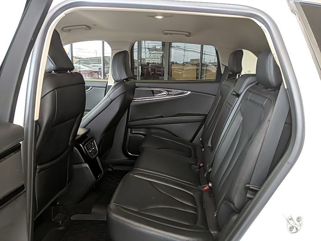 Certified 2023 Lincoln Nautilus AWD w/ Premium Package image 11