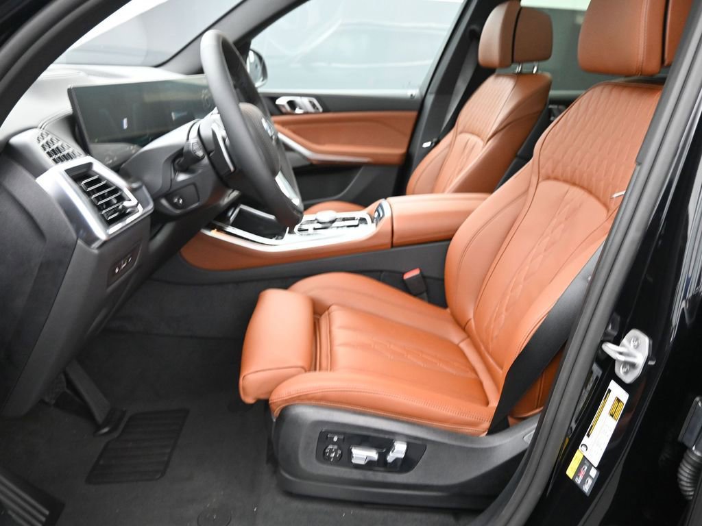 New 2026 BMW X5 xDrive50e w/ Premium Package AWD/4WD image 12