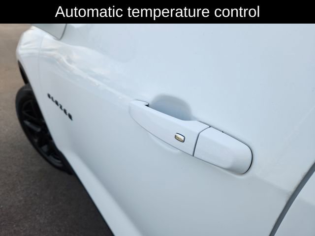 Used 2023 Chevrolet Blazer LT w/ Convenience Package image 18