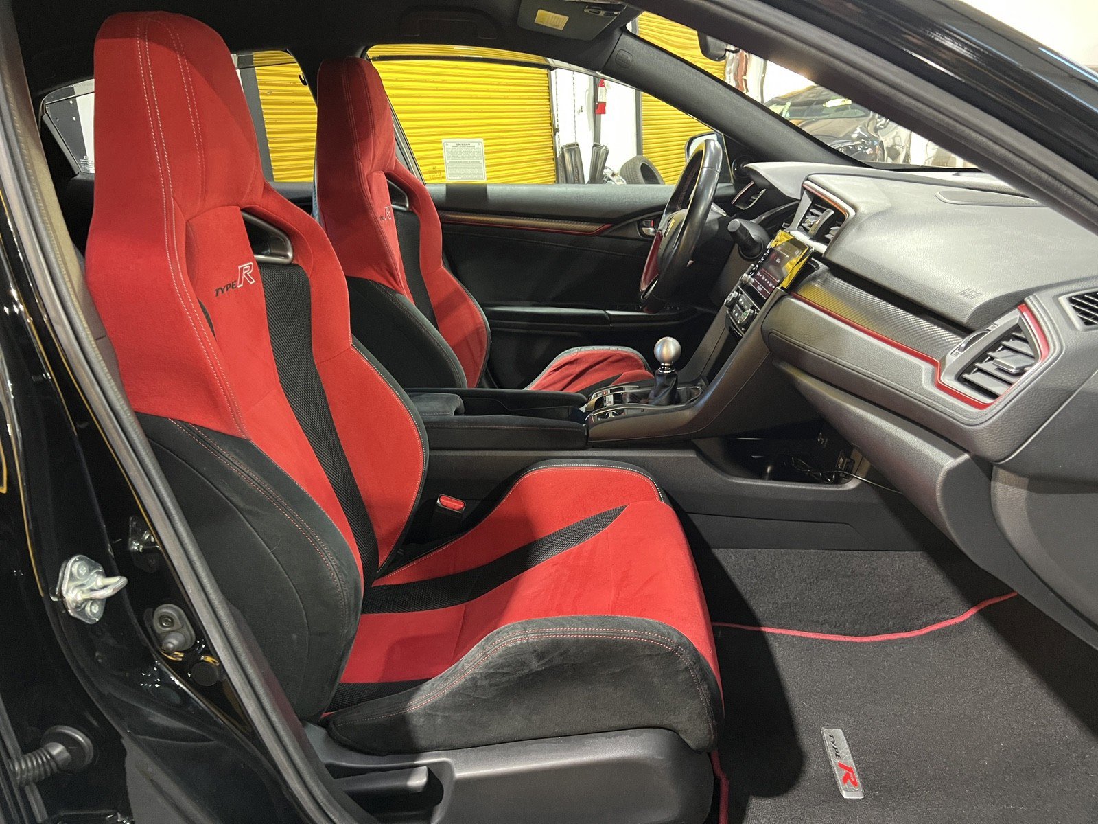 Used 2019 Honda Civic Type R image 17